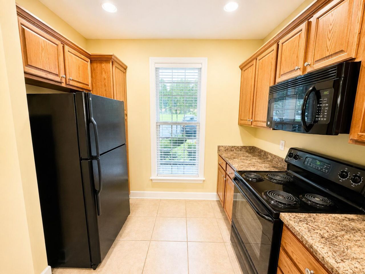 306 Trillium Court Photo 13
