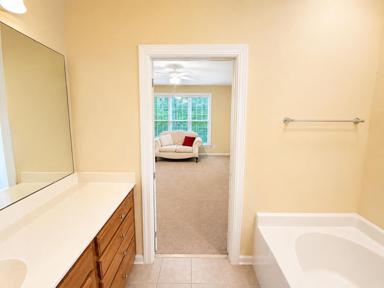 306 Trillium Court Photo 21