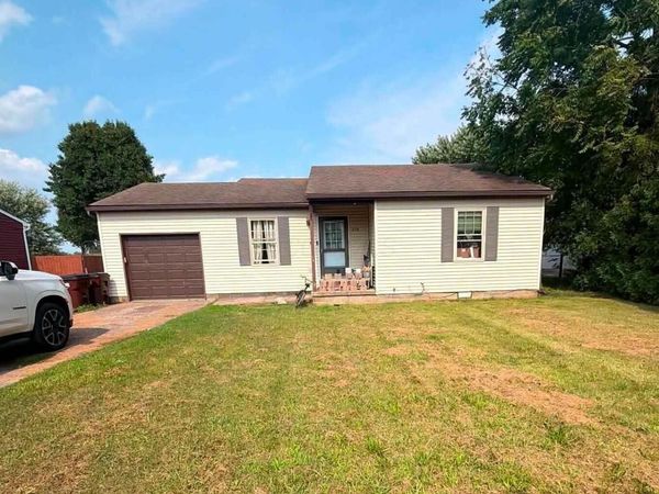 678 S Water Street S, Williamsport, OH 43164