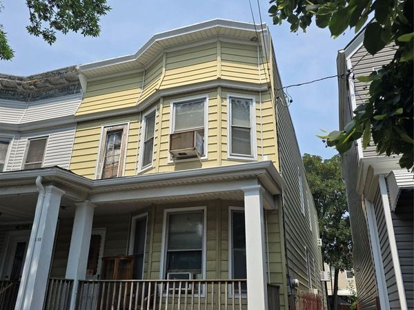 10441 92nd Avenue , Richmond Hill, NY 11418