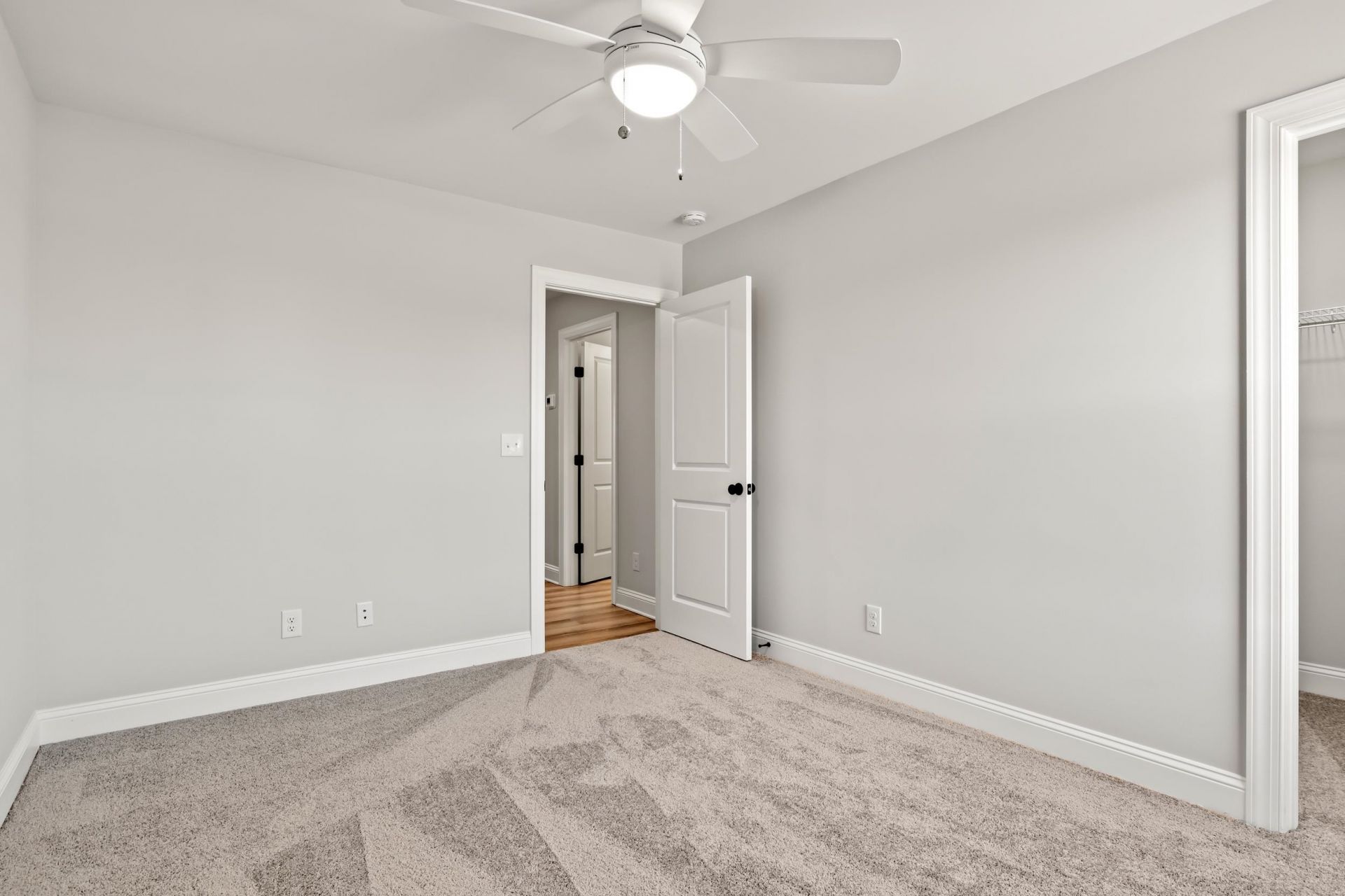 1030 Anne St. Photo 20