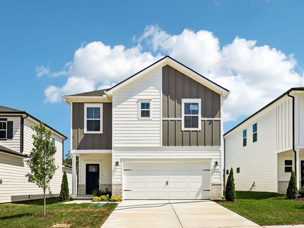 2122 Craven Pl, Hermitage, TN 37076