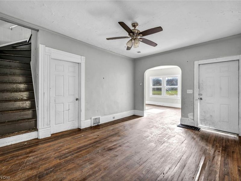 8417 Tioga Avenue, Cleveland, OH 44105 Photo 7