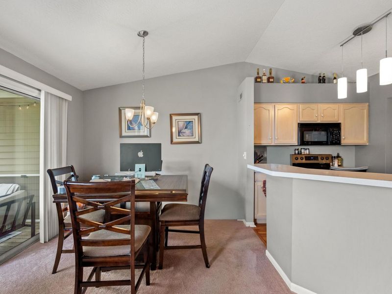 301 Spyglass Court, Unit 302, Wilder, KY 41076 Photo 4