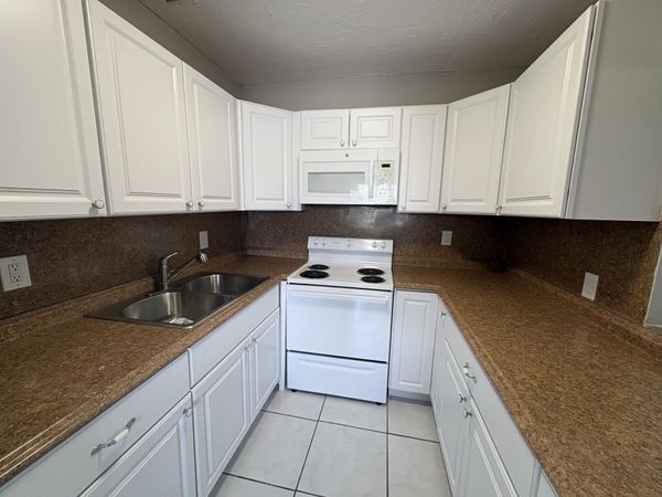 165 COVENTRY G, West Palm Beach, FL 33417