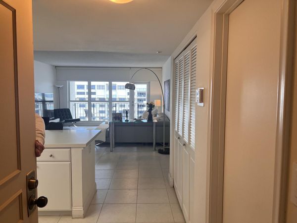 5100 N Ocean Boulevard, Unit 1701, Lauderdale-By-The-Sea, FL 33308