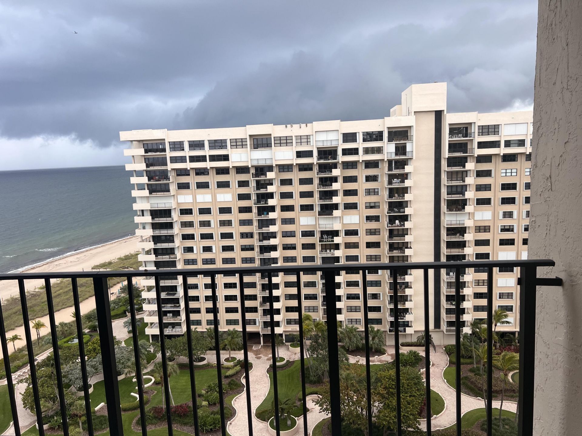 5100 N Ocean Boulevard, Unit 1701, Lauderdale by the Sea, FL 33308 Photo