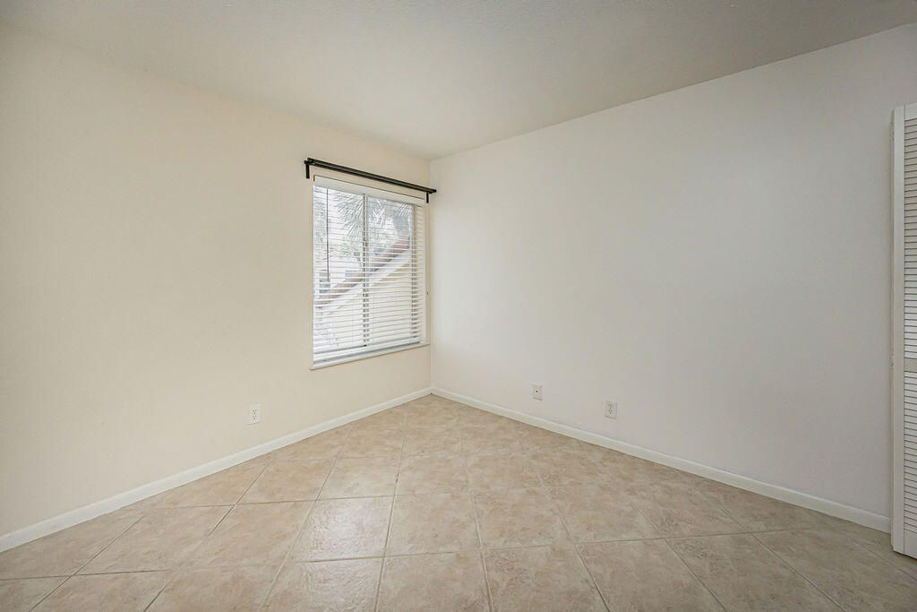 815 W Boynton Beach Boulevard, Unit 1-203, Boynton Beach, FL 33426 Photo