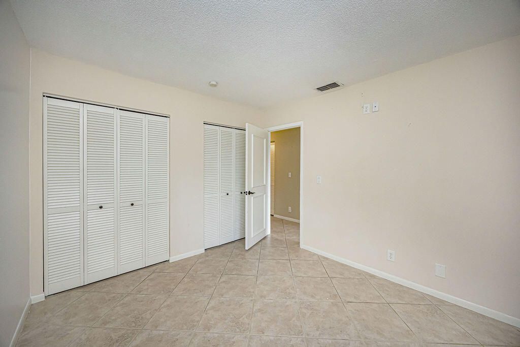 815 W Boynton Beach Boulevard, Unit 1-203, Boynton Beach, FL 33426 Photo