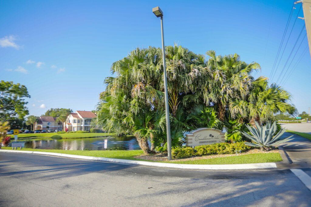 815 W Boynton Beach Boulevard, Unit 1-203, Boynton Beach, FL 33426 Photo