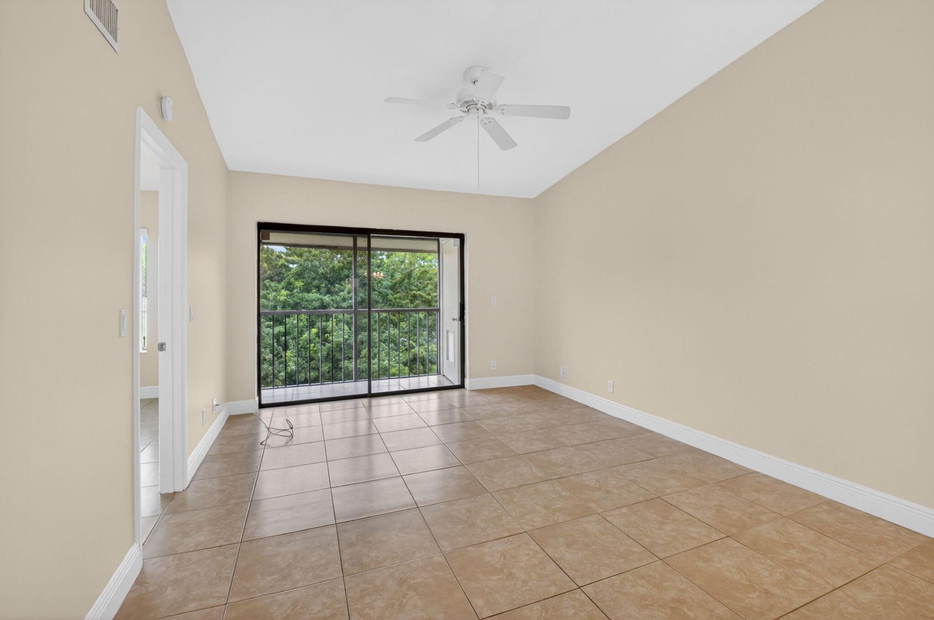 21943 Remsen Terrace, Unit 207, Boca Raton, FL 33433 Photo