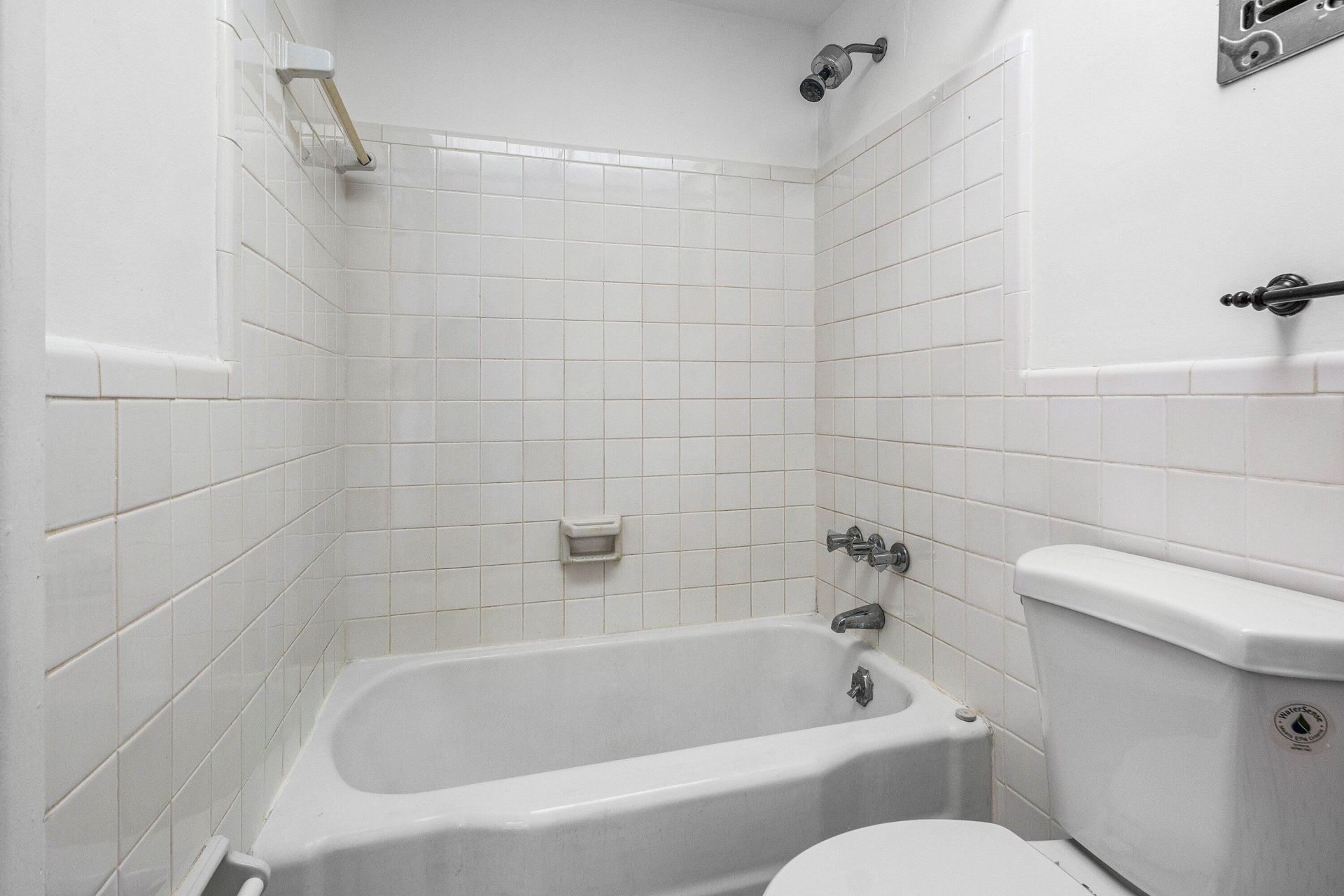 1110 N Riverside Drive, Unit 23, Pompano Beach, FL 33062 Photo