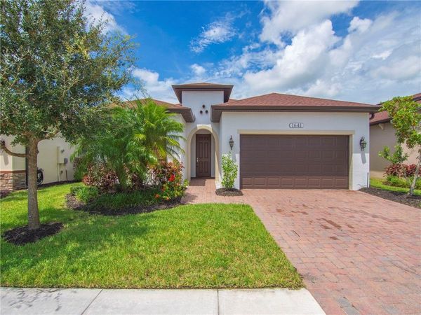 1641 Willows Square, Vero Beach, FL 32966