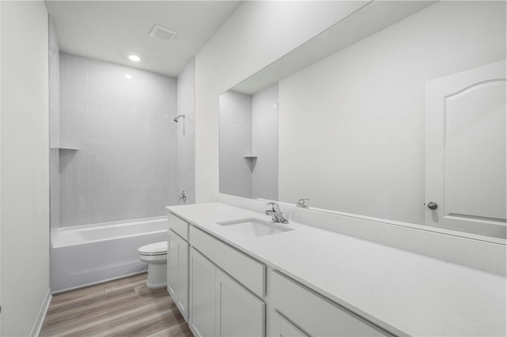 7885 103rd Court , Vero Beach, FL 32967 Photo