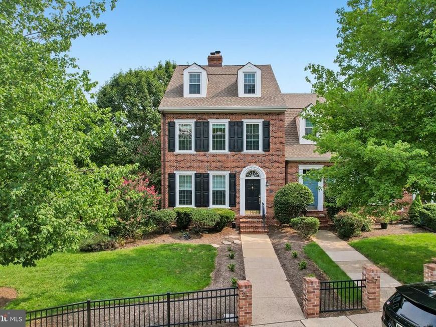 25 Commanders Drive , Washington Crossing, PA 18977 Main Photo