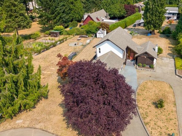 3883 Red Baron Rd , Cobble Hill, BC V0R 1L0