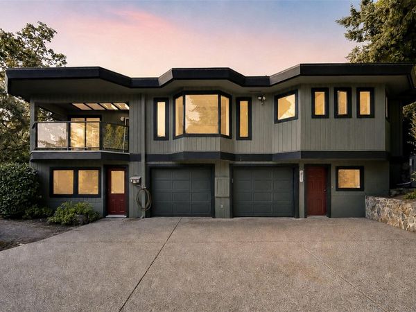 1682 Charlton Rd , Saanich, BC V9E 2C9