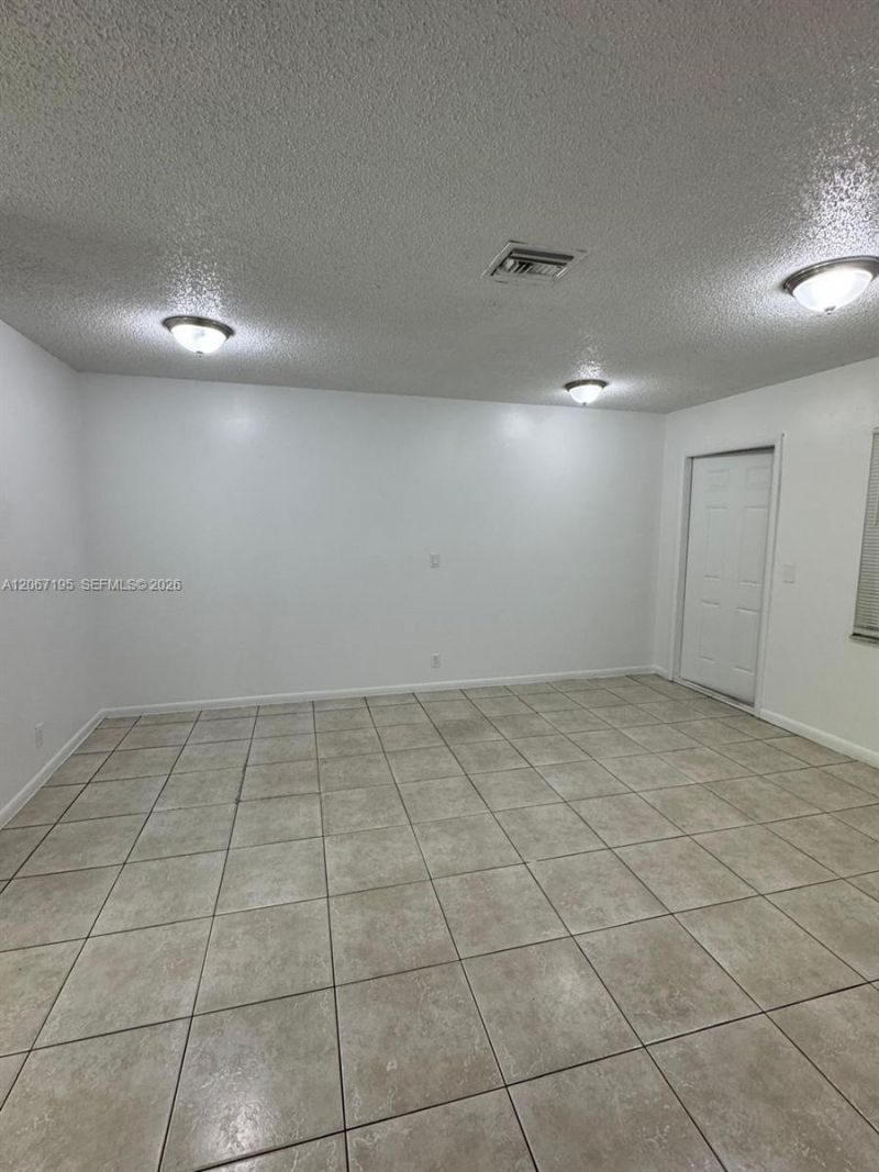 1746 N 3rd Ave N , Unit 2, Lake Worth, FL 33460 Photo