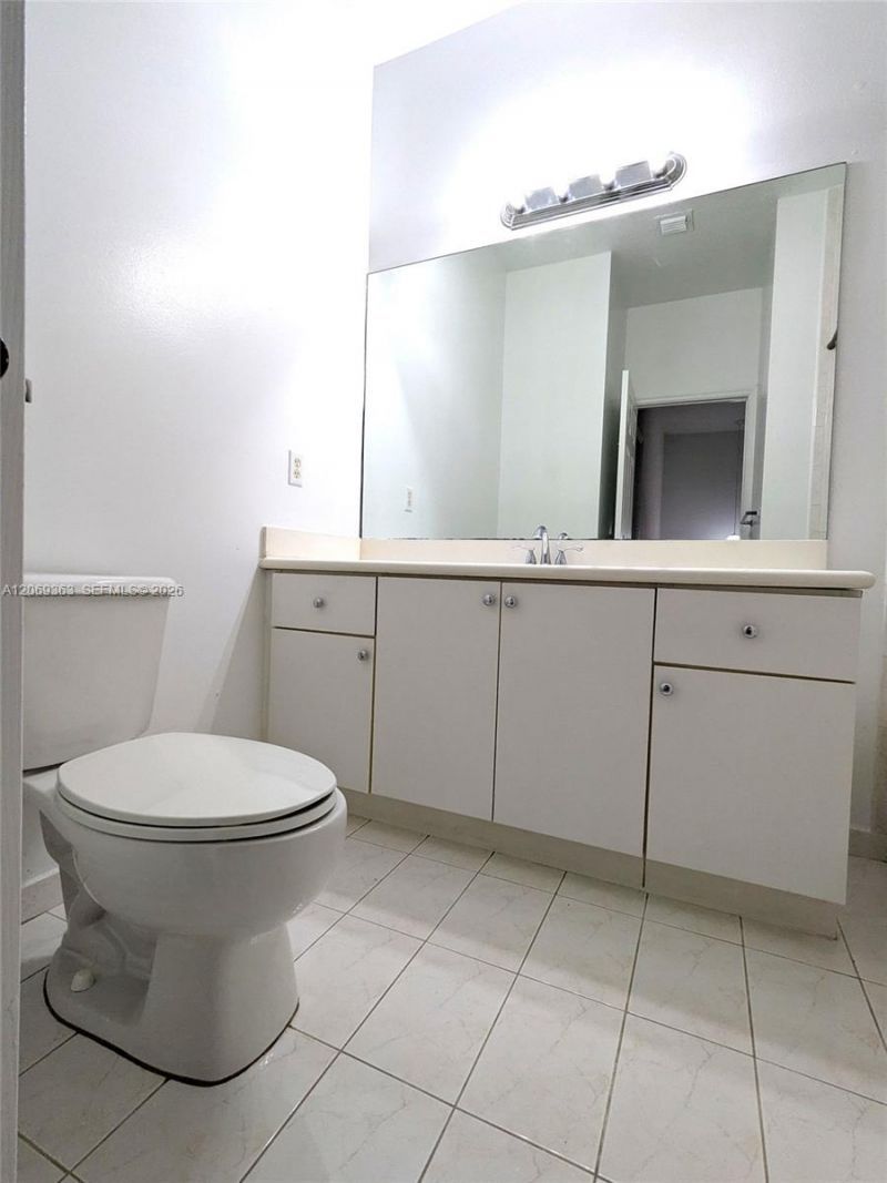 10645 SW 8th St, Unit 2406, Pembroke Pines, FL 33025 Photo