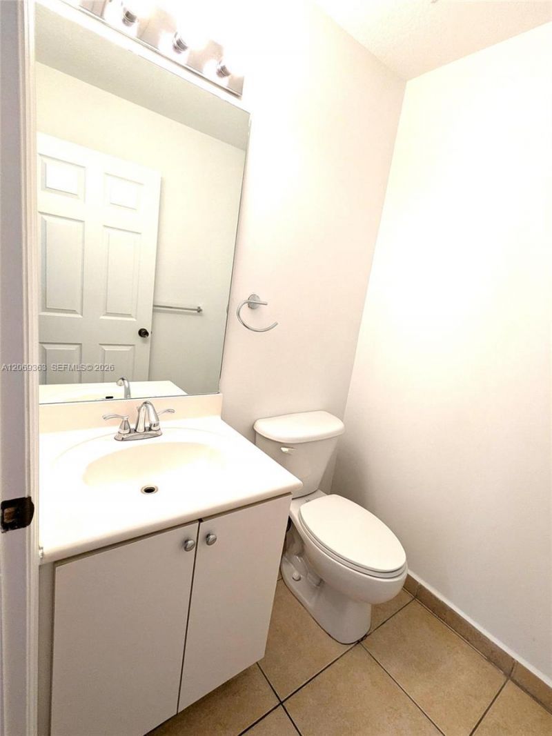 10645 SW 8th St, Unit 2406, Pembroke Pines, FL 33025 Photo