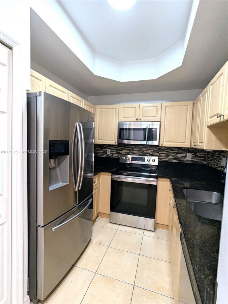 10645 SW 8th St, Unit 2406, Pembroke Pines, FL 33025 Photo