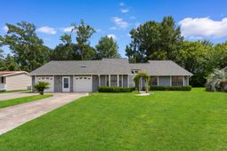 331 Waterside Dr. photo 4