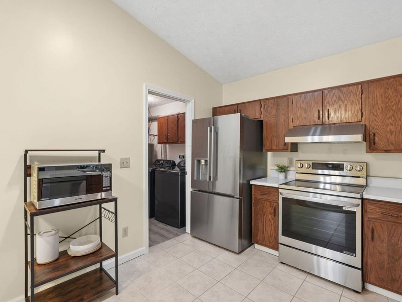 6250 Emberwood Road, Dublin, OH 43017 Photo 6