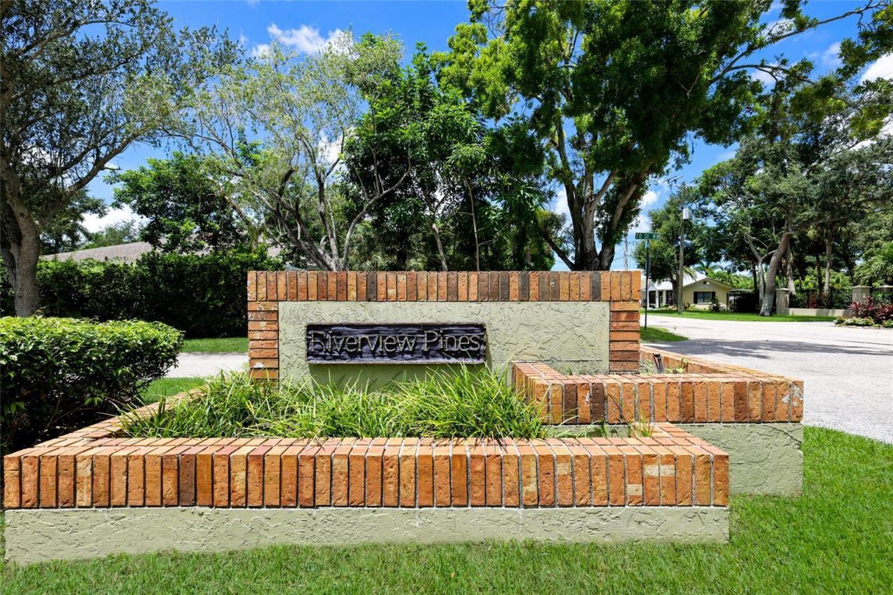 1411 70th Street Nw, Bradenton, FL 34209 Photo