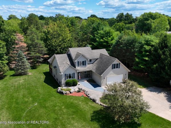 1820 Snedeker Road, Williamston, MI 48895
