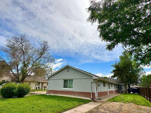 1165 Akron , Aurora, CO 80010