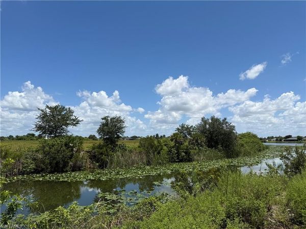 2113 NE 10th PL, CAPE CORAL, FL 33909