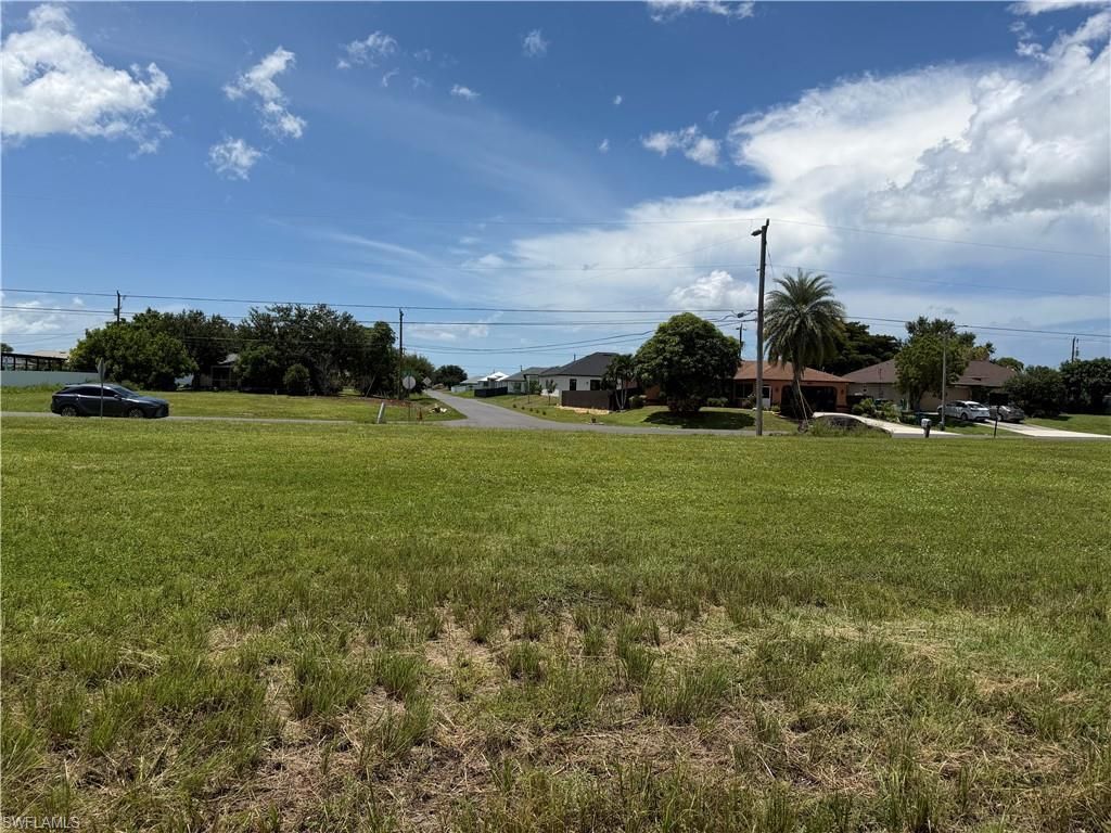 2113 NE 10th Pl, Cape Coral, FL 33909 Photo