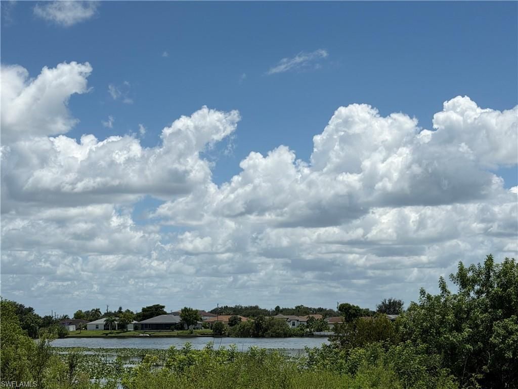 2113 NE 10th Pl, Cape Coral, FL 33909 Photo