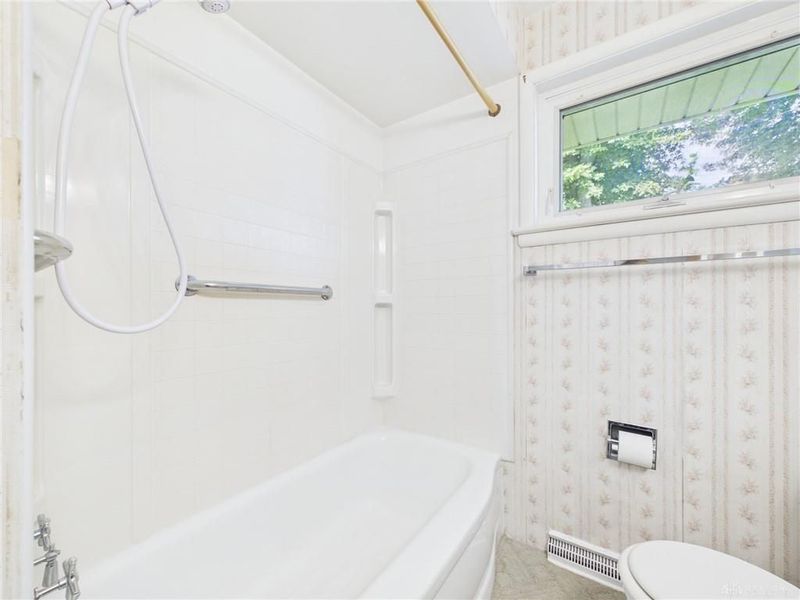 113 Parkside Drive, Greenville, OH 45331 Photo 12