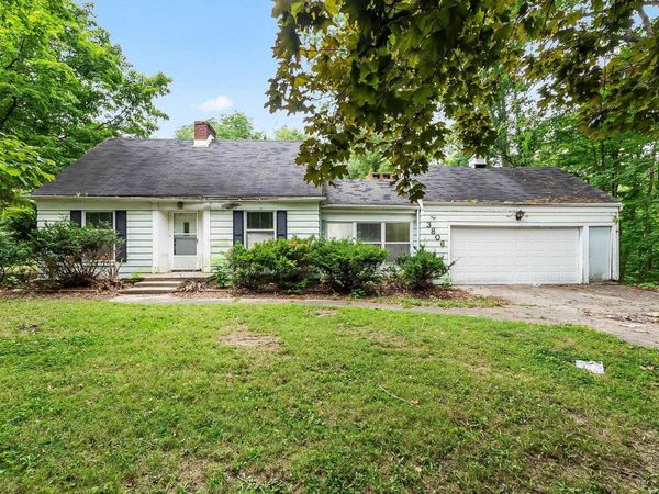 3806 Rosewood Drive, Fort Wayne, IN 46804