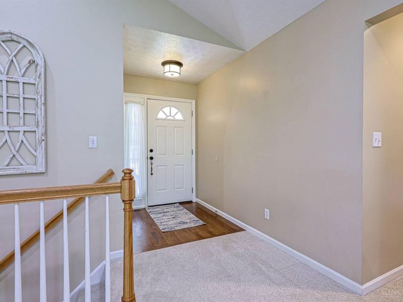 10016 Skyridge Drive, Colerain Township, OH 45252 Photo 6