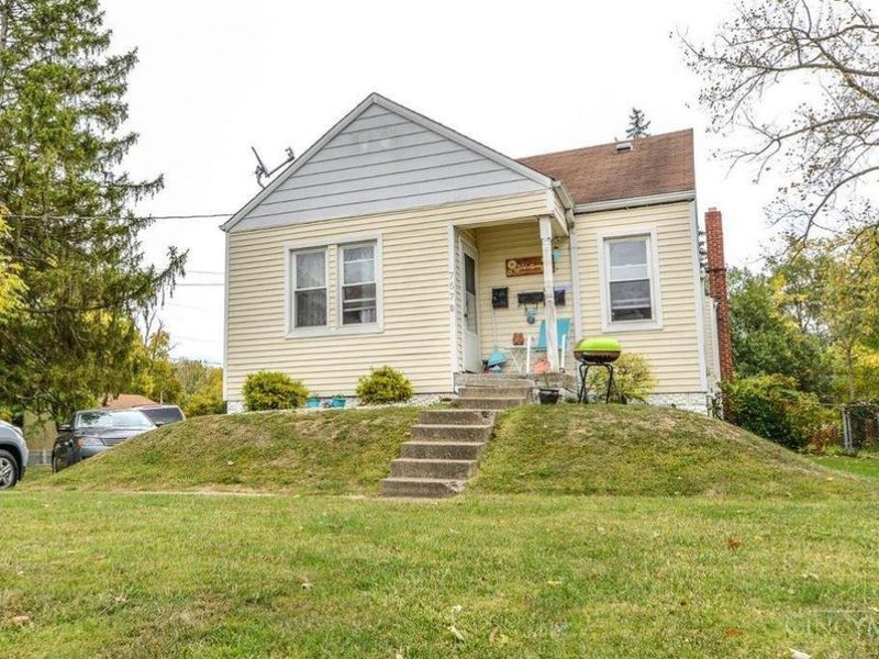 7670 Pippin Road, Colerain Township, OH 45239 Photo 1