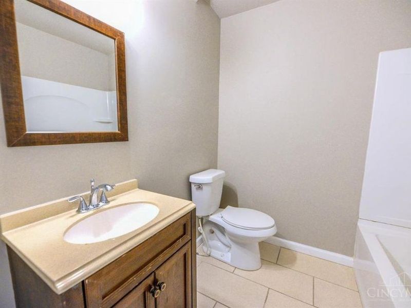 7670 Pippin Road, Colerain Township, OH 45239 Photo 11