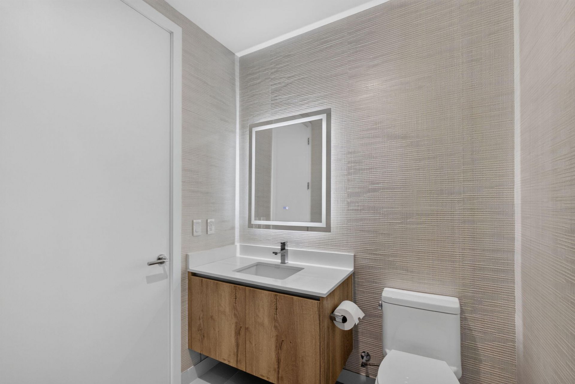 220 Lake Shore Drive, Unit 1702, Lake Park, FL 33403 Photo