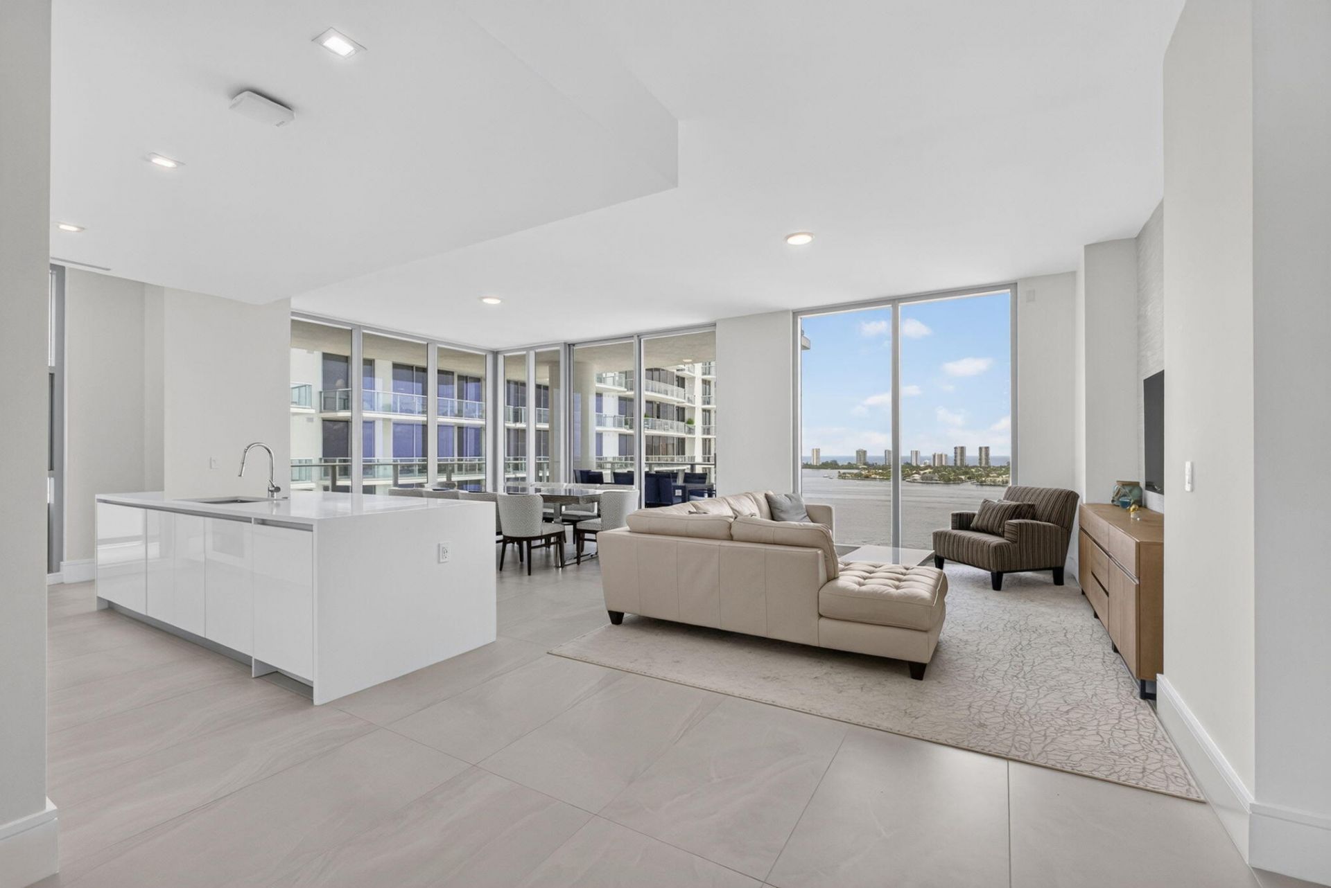 220 Lake Shore Drive, Unit 1702, Lake Park, FL 33403 Photo