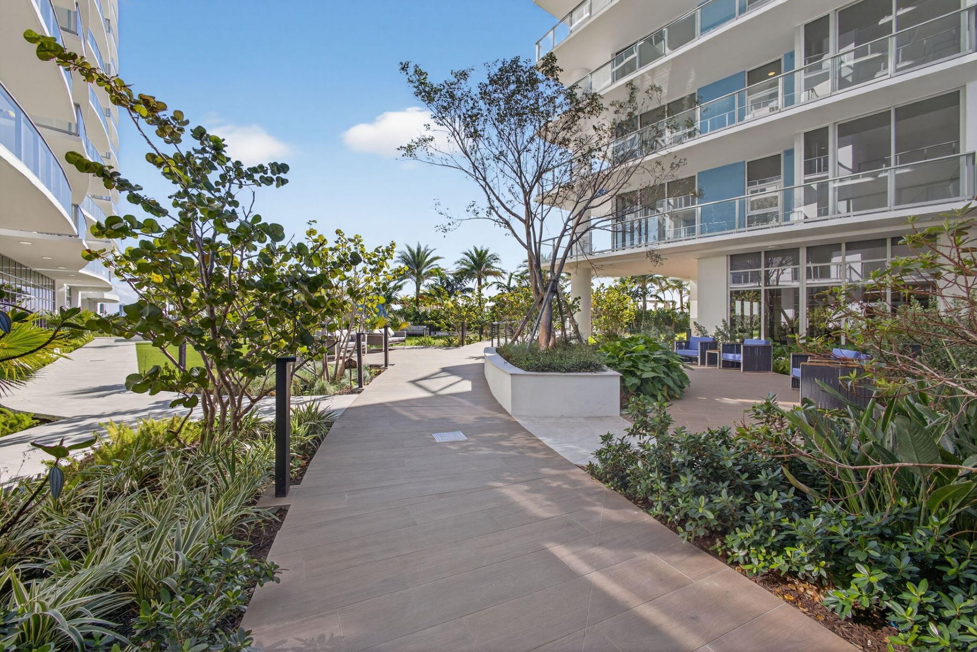220 Lake Shore Drive, Unit 1702, Lake Park, FL 33403 Photo
