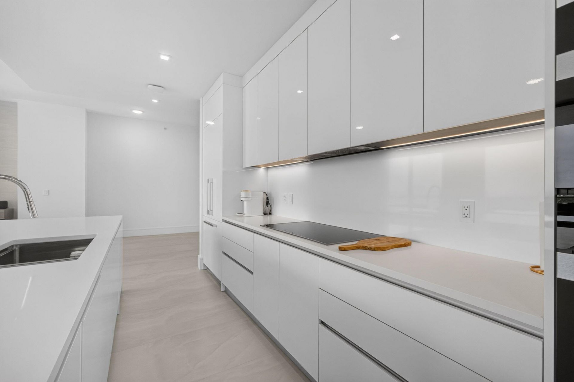 220 Lake Shore Drive, Unit 1702, Lake Park, FL 33403 Photo