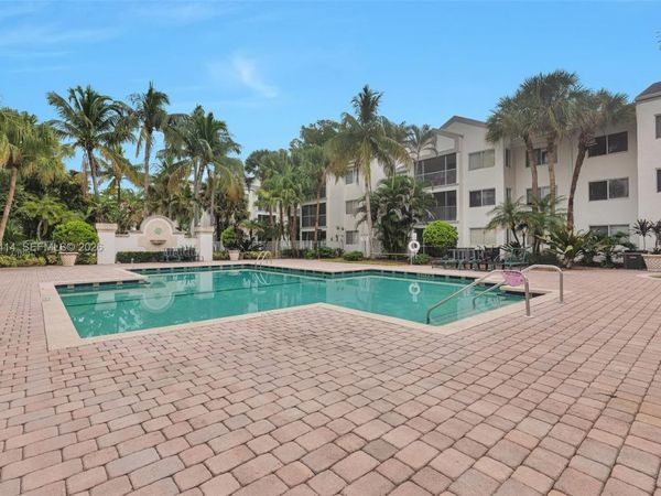 5760 Rock Island Rd , Unit 339, Tamarac, FL 33319