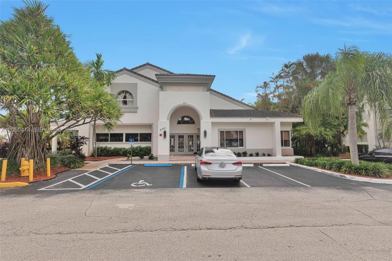 5760 Rock Island Rd , Unit 339, Tamarac, FL 33319 Photo