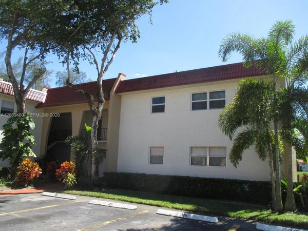 212 Lake Frances Dr , Unit 1, West Palm Beach, FL 33411
