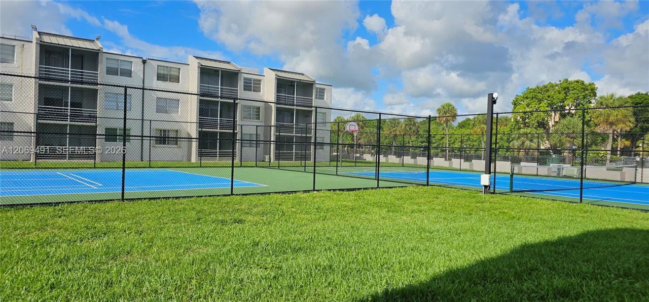 14170 SW 84th St, Unit 402-F, Miami, FL 33183 Photo