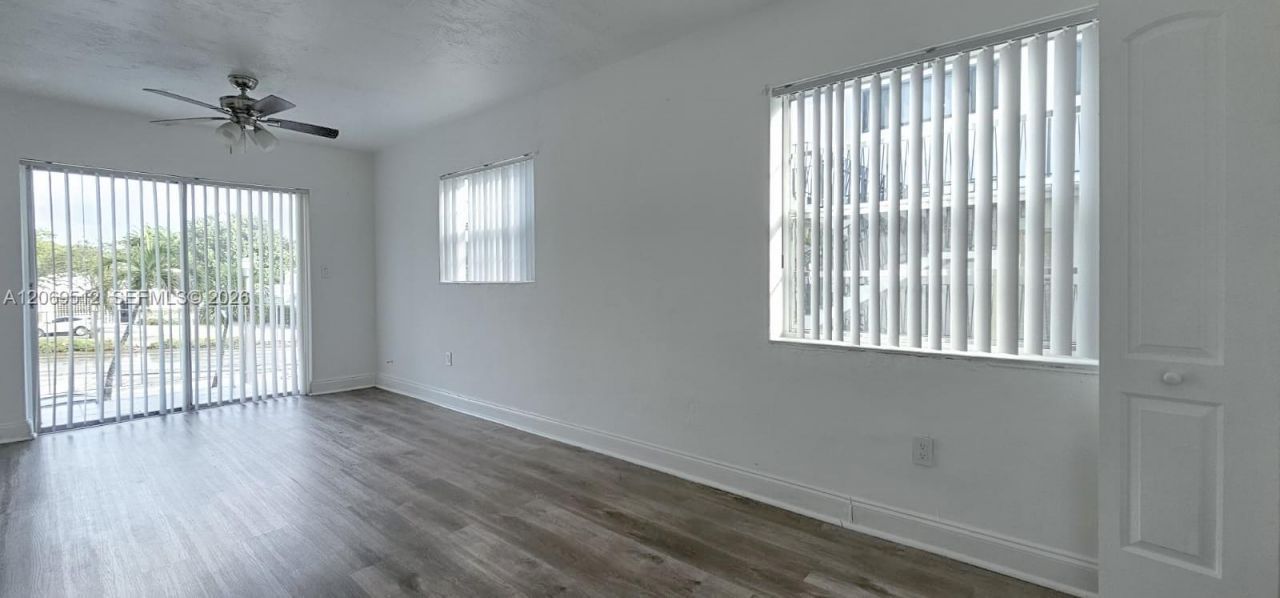 5960 NE 5th Ct, Unit 4, Miami, FL 33137 Photo