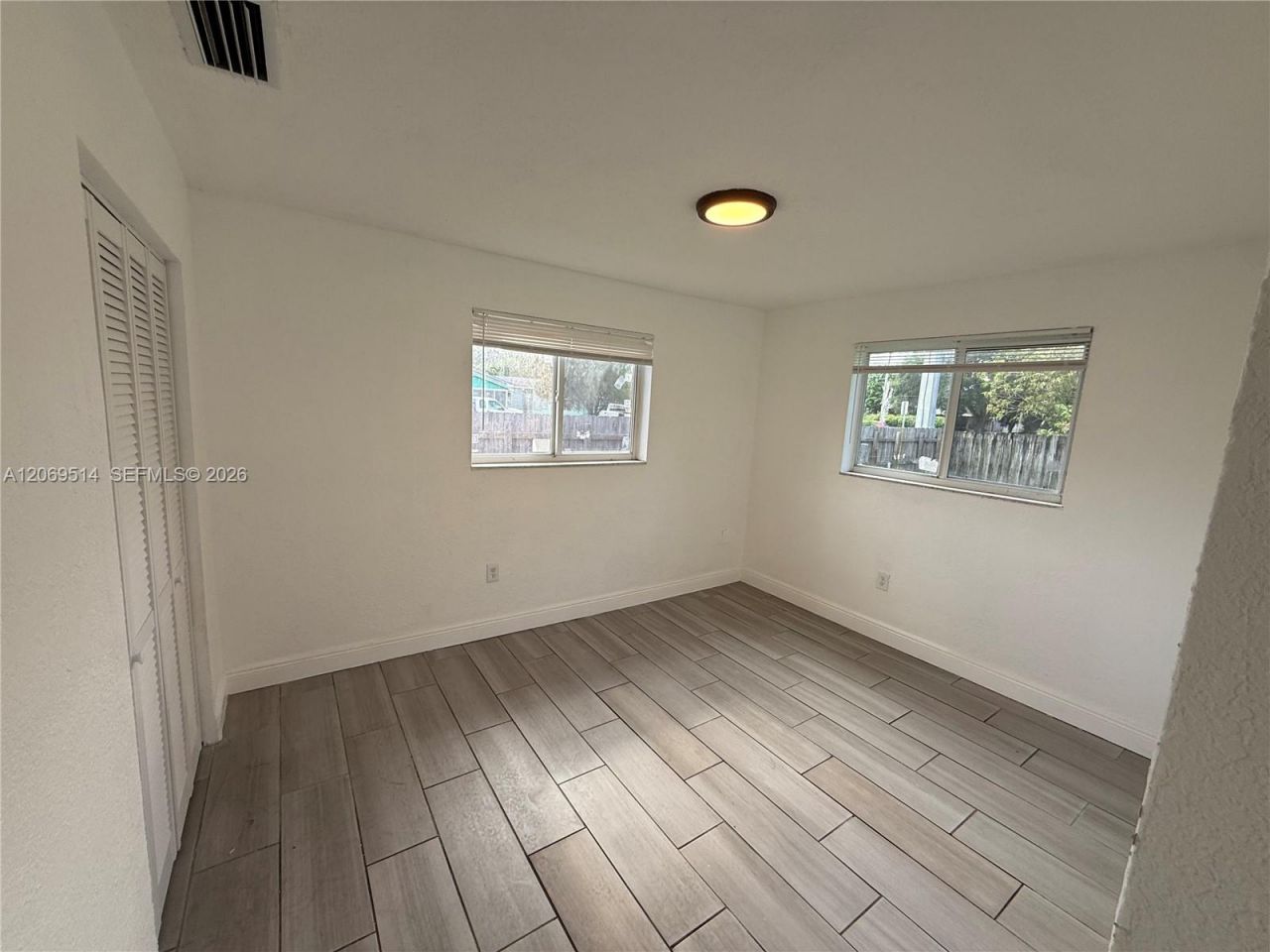 170 NE 174th St, Miami, FL 33162 Photo