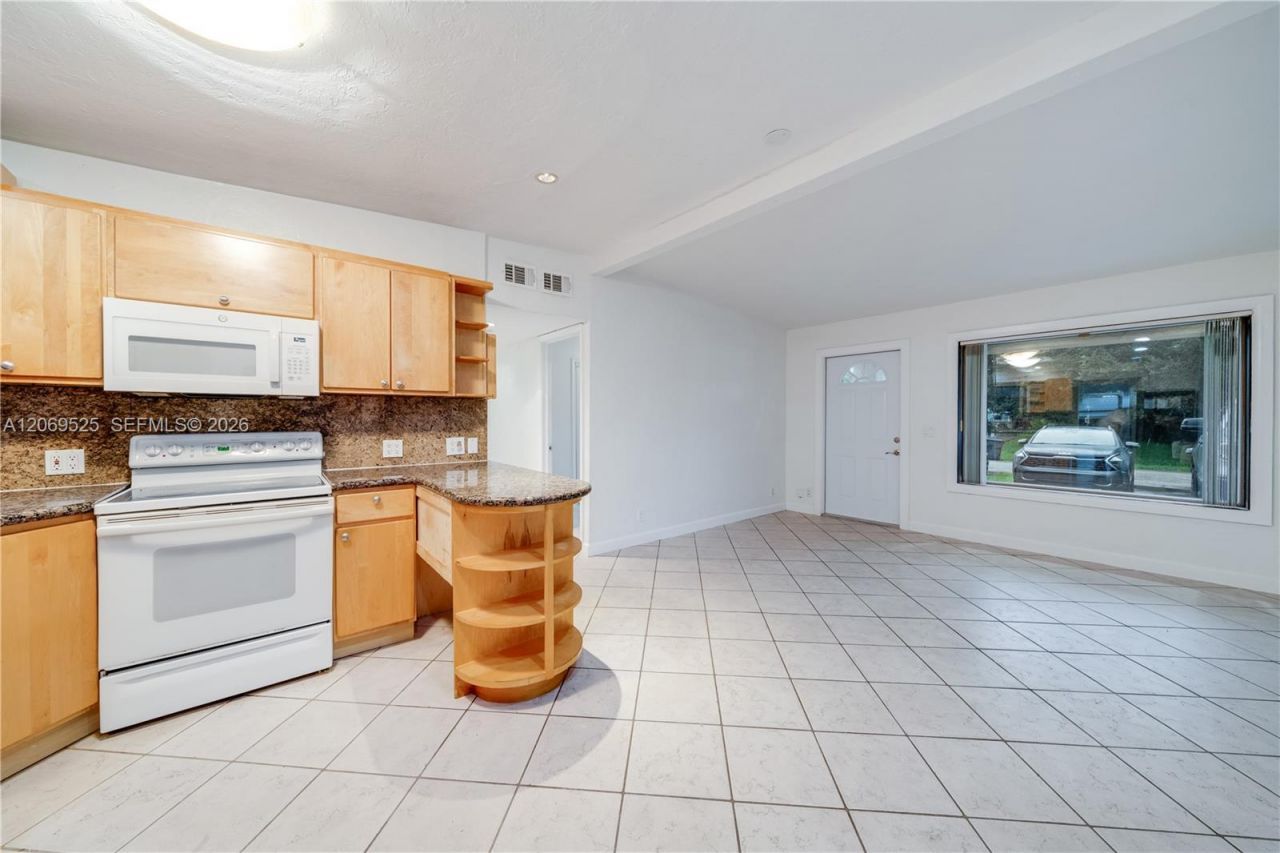 5677 Maypop Rd , West Palm Beach, FL 33415 Photo