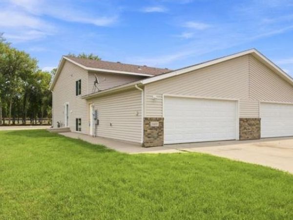 1669 6th Street W, West Fargo, ND 58078